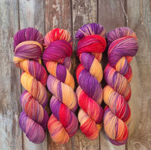 Load image into Gallery viewer, Dawn's Rise (Fledgling 4ply Sock - SW Merino / Nylon)