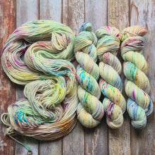 Load image into Gallery viewer, Daydreaming (Lush Twist - SW Merino) (Dyed as Ordered if Not in Stock)