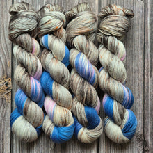 Load image into Gallery viewer, El Gatito (Assigned Pooling) (Dyed as Ordered if Not in Stock)