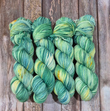 Load image into Gallery viewer, Liquid Geode (Dyed as Ordered if Not in Stock)