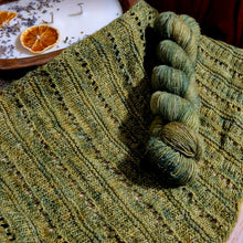Load image into Gallery viewer, Olivewing (Nymph Singles - SW Merino / Linen)