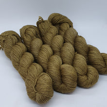 Load image into Gallery viewer, Zingebar (Selkie Fingering SW Merino/Silk/Yak) (V)