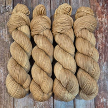 Load image into Gallery viewer, Errol (Lush Twist - SW Merino) (Dyed as Ordered if Not in Stock)
