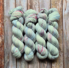 Load image into Gallery viewer, Haar (Fledgling 4ply Sock - SW Merino / Nylon)
