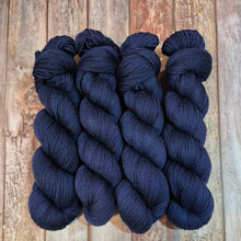 Load image into Gallery viewer, Night Drop (Lush Twist - SW Merino) (Dyed as Ordered if Not in Stock)
